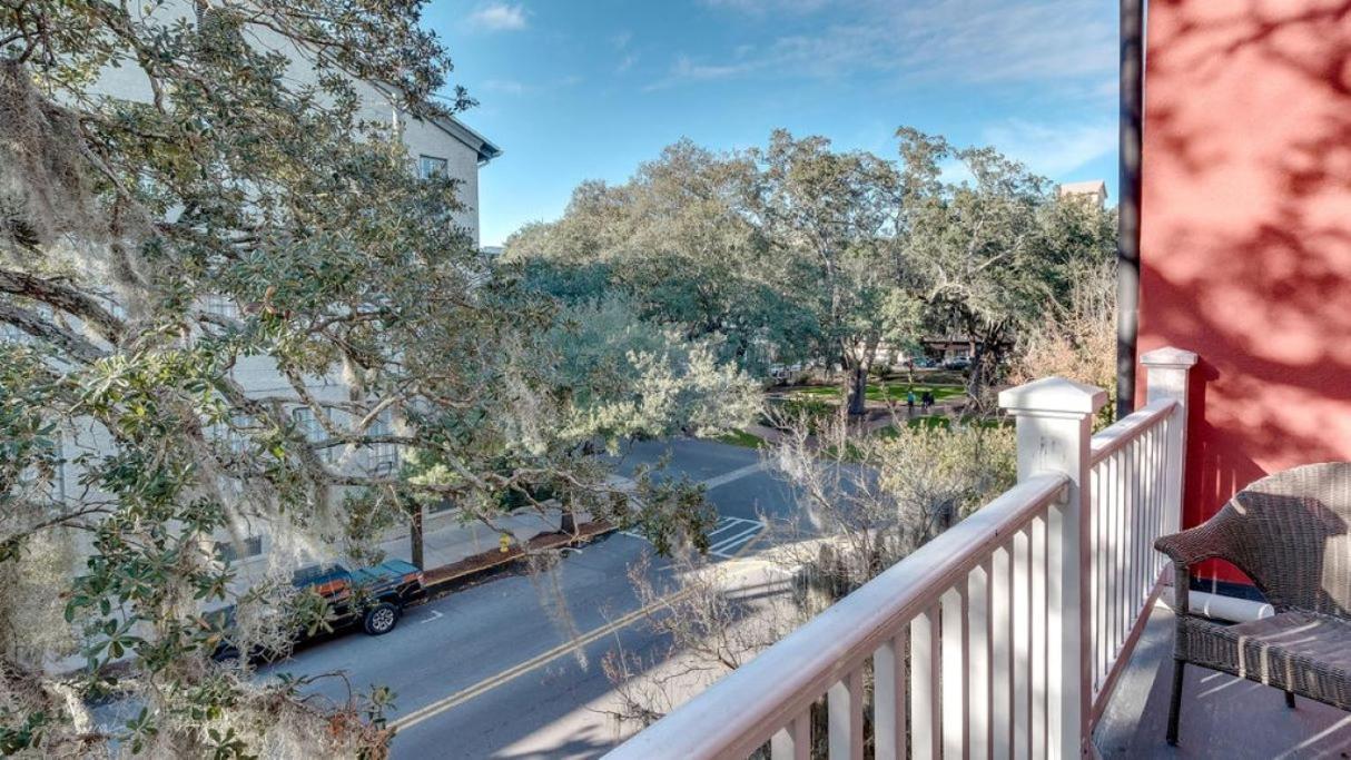 201 York #3 - Homey Downtown 2 Bedroom Steps From The River Savannah Luaran gambar